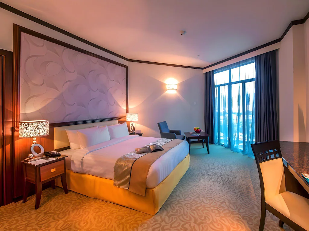 Deluxe Town View (Room Only)