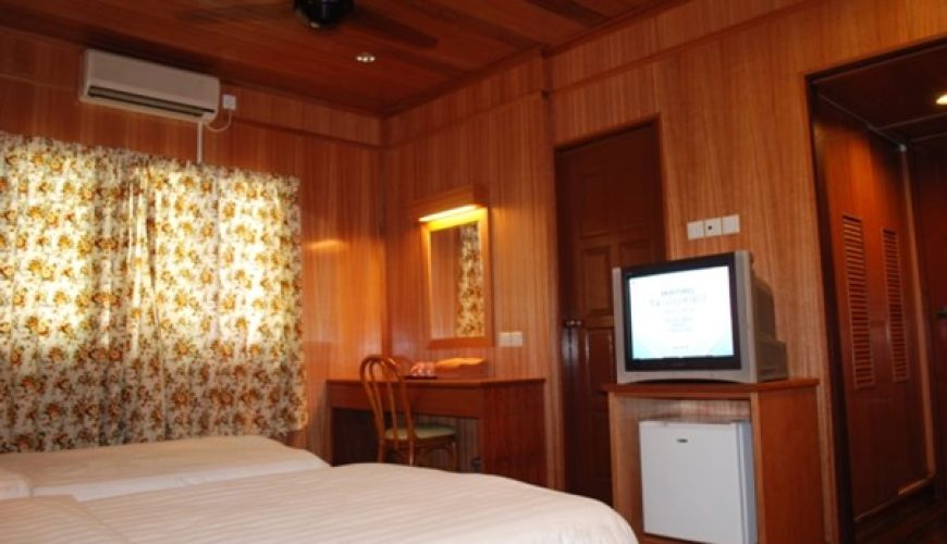 Deluxe Wooden (Chalet)