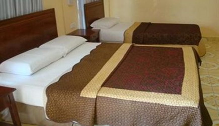Deluxe Room (Building)