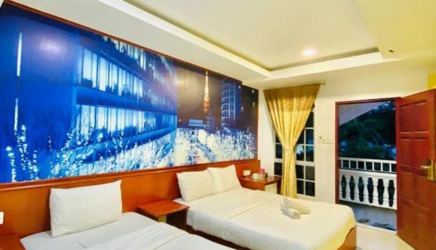 Superior Room (Building)