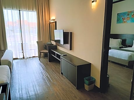 Executive Suite (2 Bedroom)
