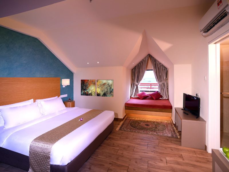 Deluxe Loft