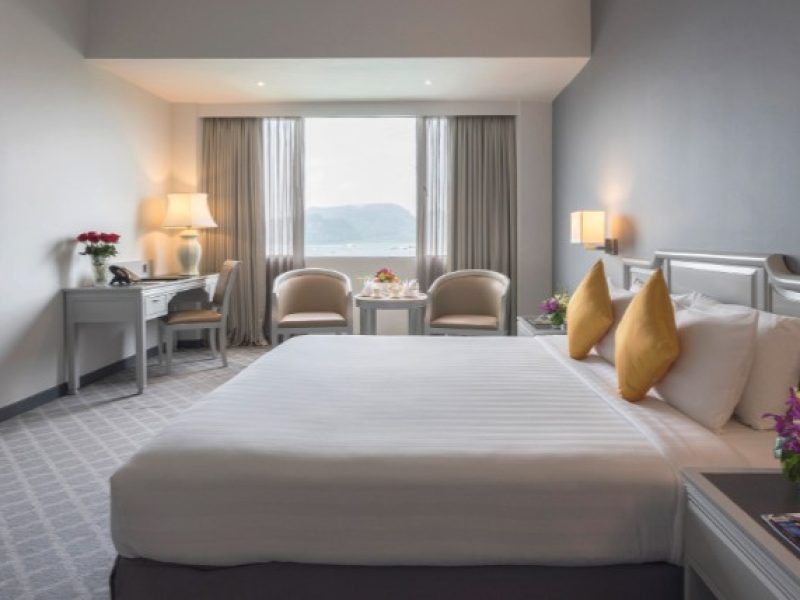 Premier Seaview (with 2 Breakfast)
