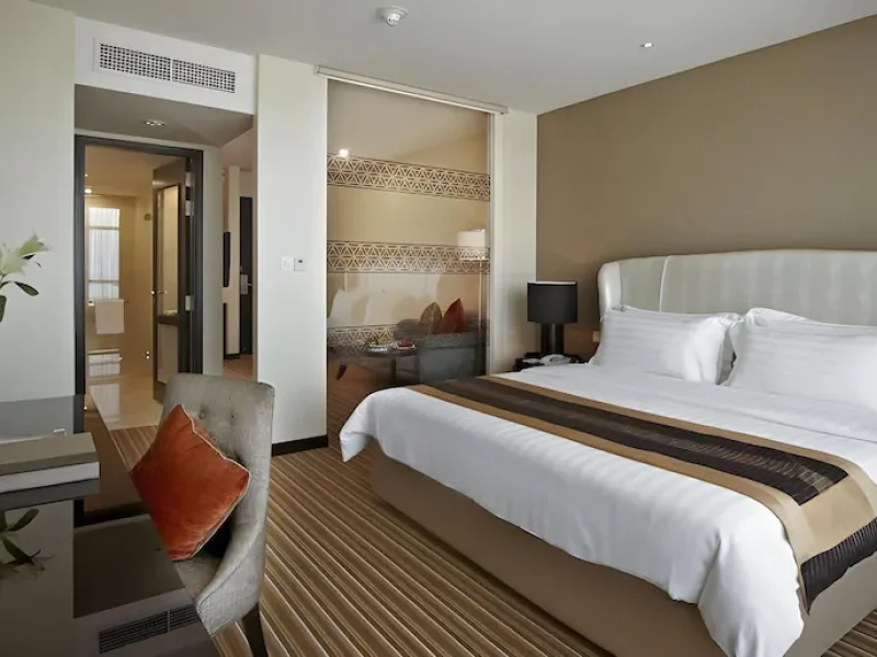 Junior Suite (With Breakfast)