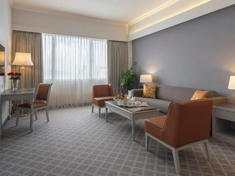 Executive Suite King (with 2 Breakfast)
