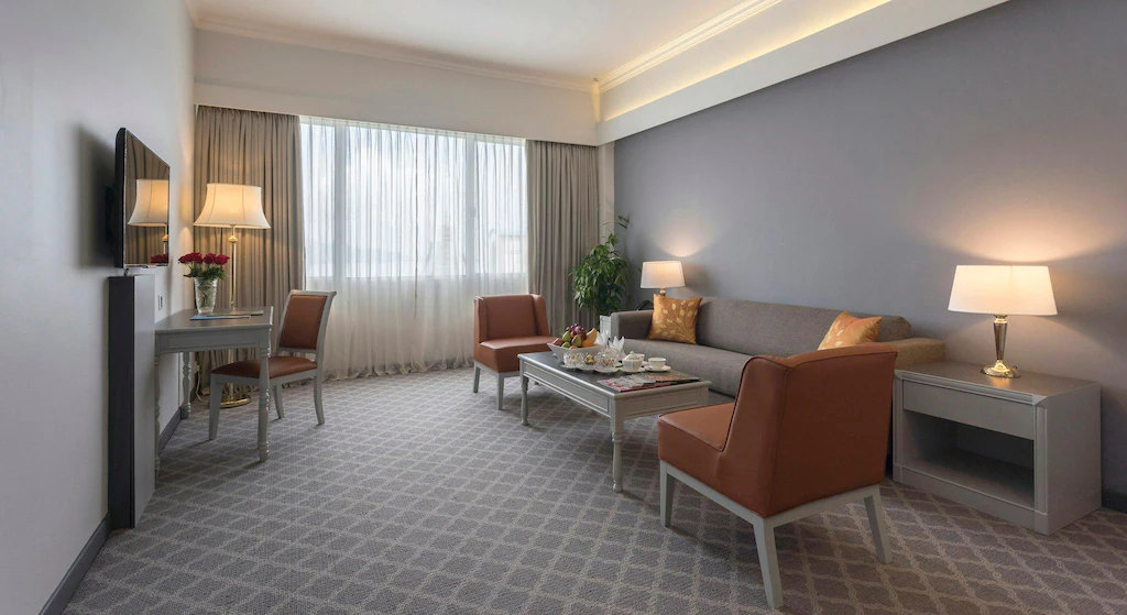 Executive Suite King (with 2 Breakfast)