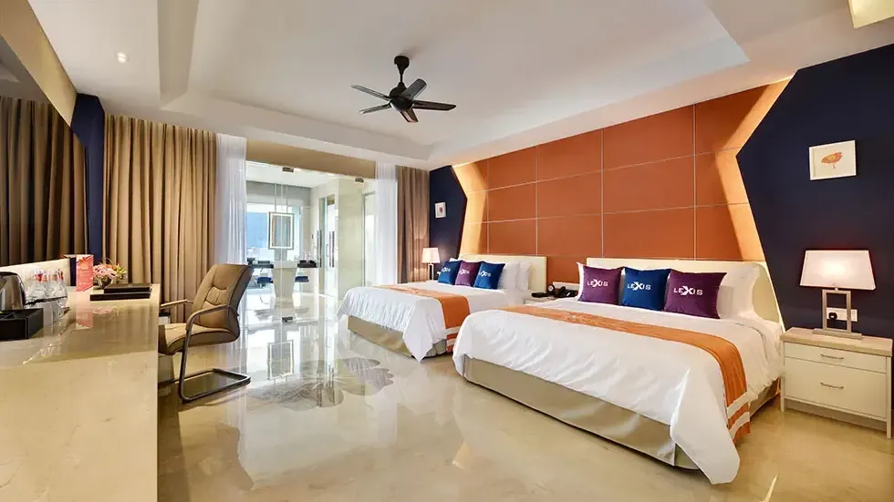 Executive Pool Suite