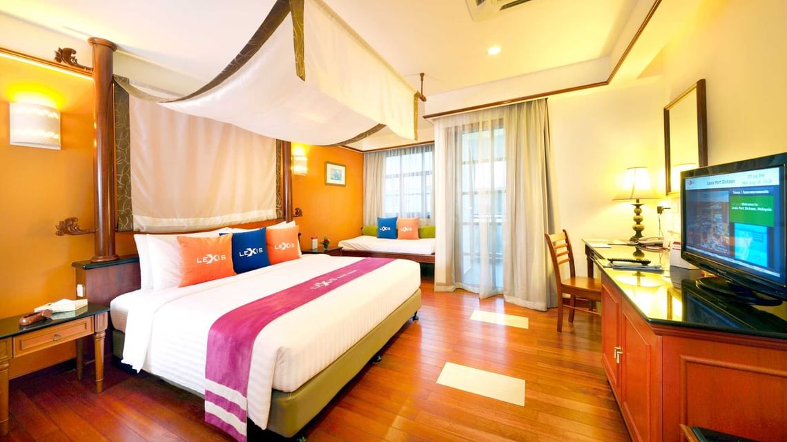 Executive Water Chalet