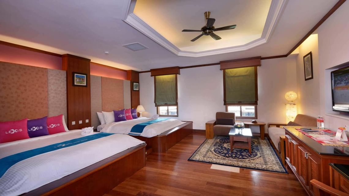 Grand Pool Villa (Upper/Lower Units)