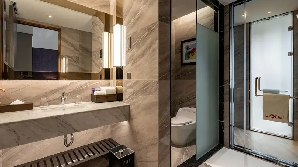 Executive Pool Room