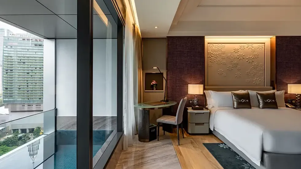 Executive Pool Room
