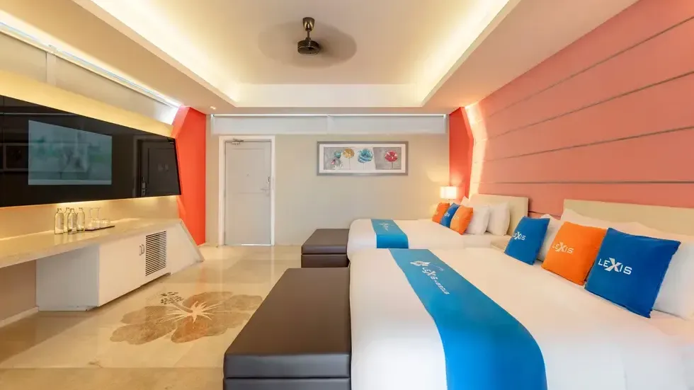 Premium Pool Villa (Beachside)
