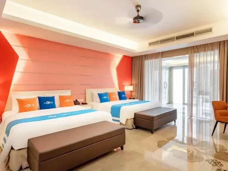 Premium Pool Villa (Beachside)