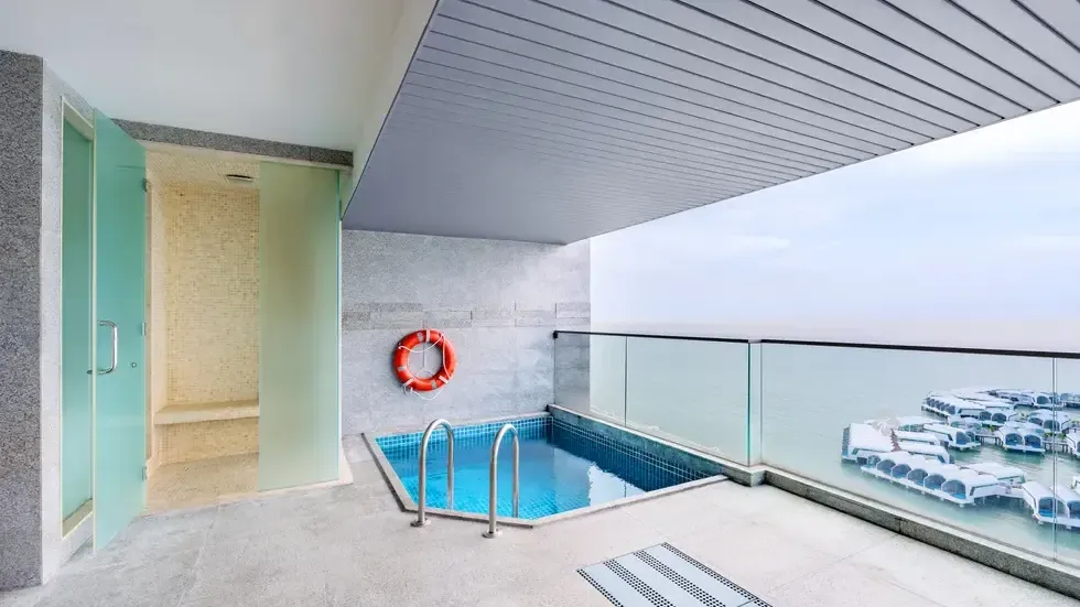 Skypool Villa