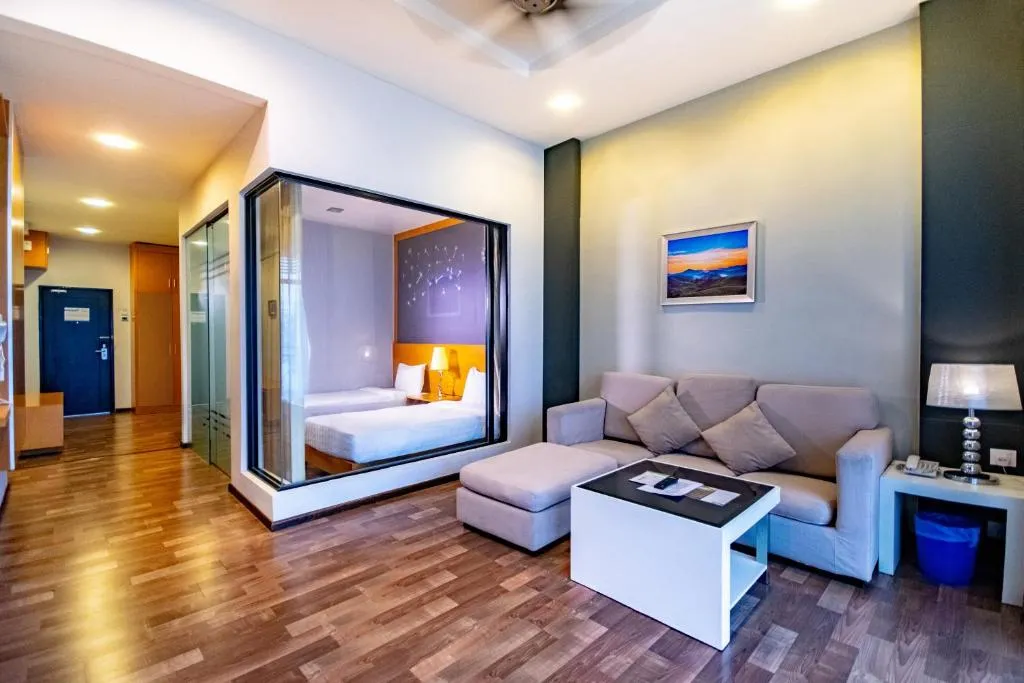 1 Bedroom Suite