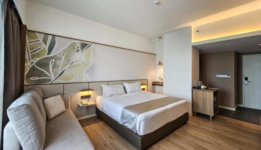Premier King Suite