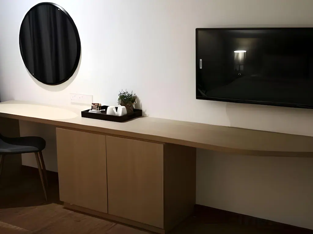 Deluxe Triple Suite