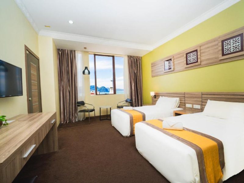 Deluxe Seaview (with Breakfast)
