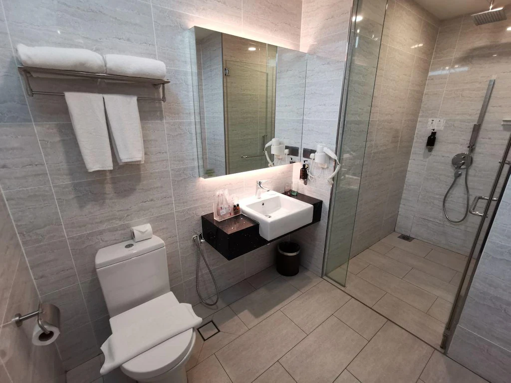 Family 2 Bedroom Suite