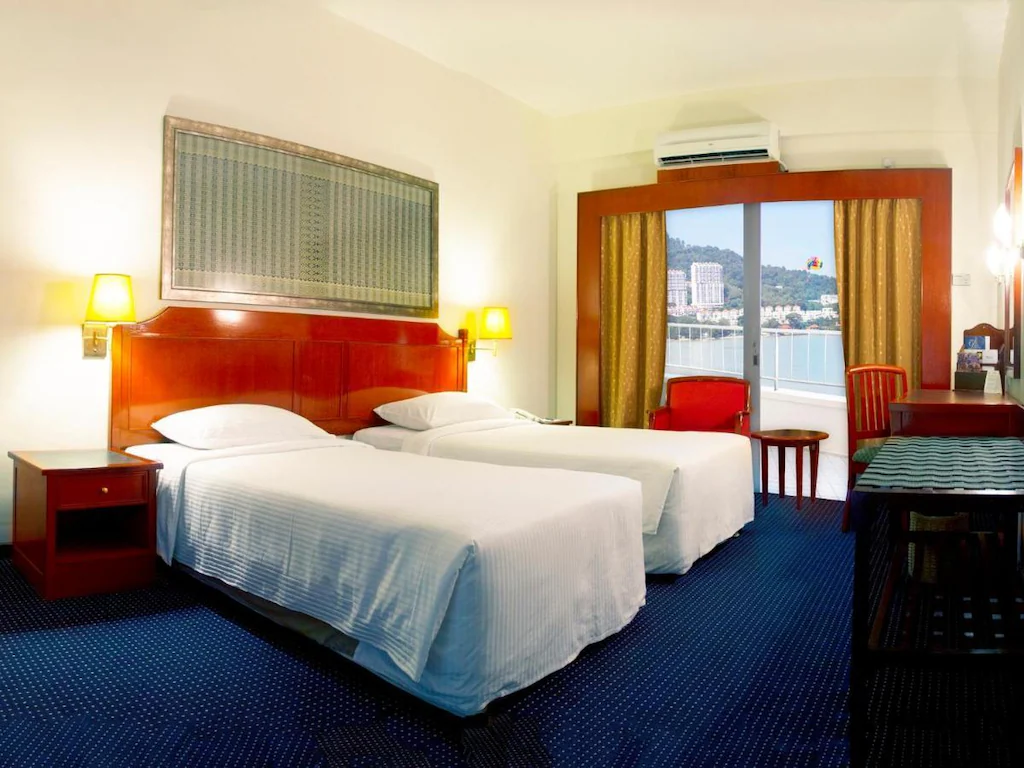 Deluxe 1 Bedroom (with Breakfast)