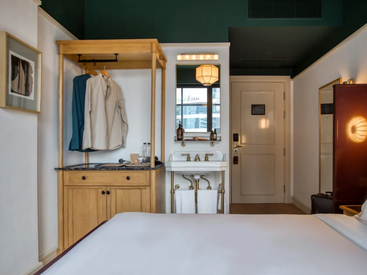 The Den/Twin Room (Room Only)