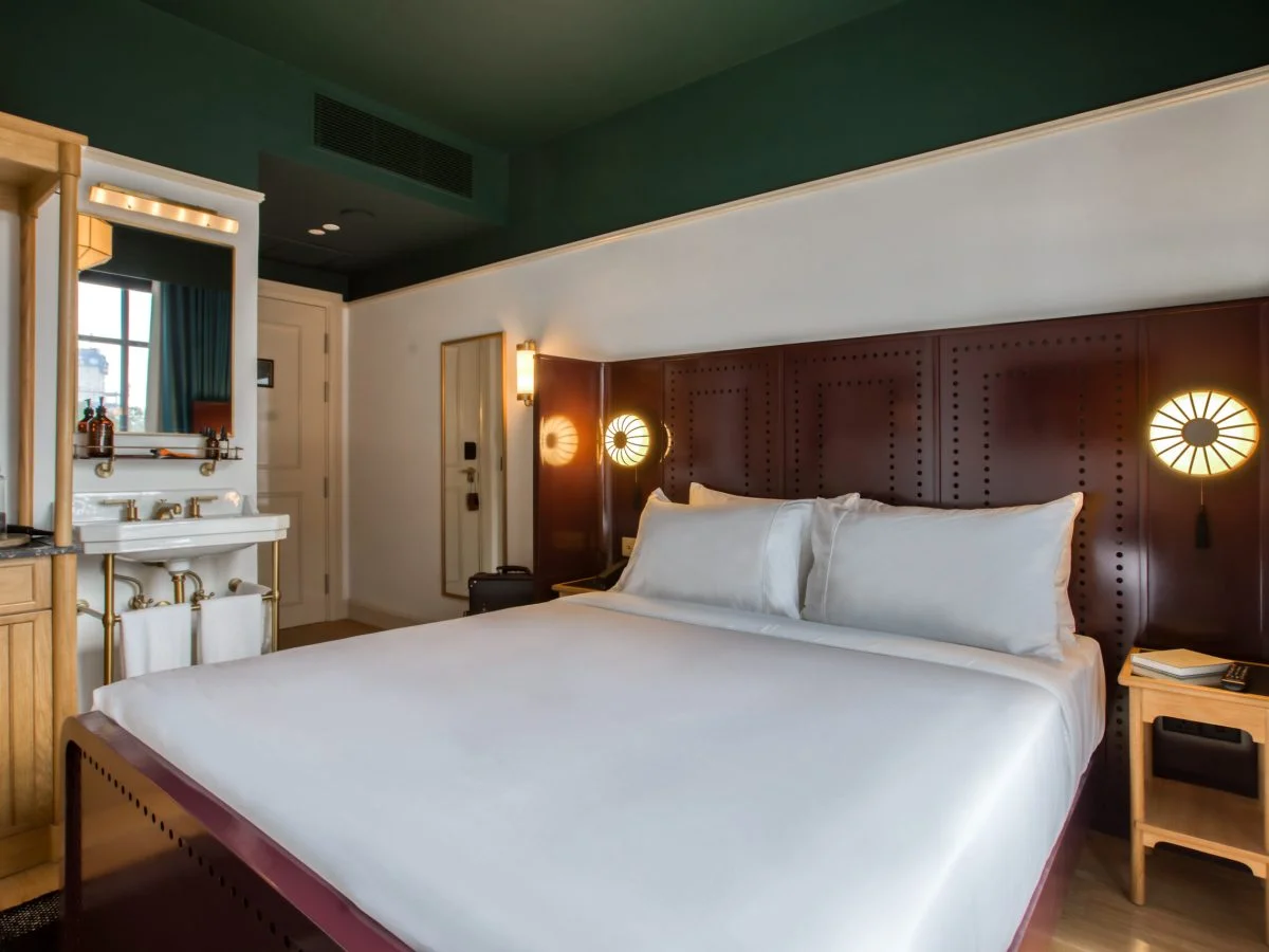 The Den/Twin Room (Room Only)