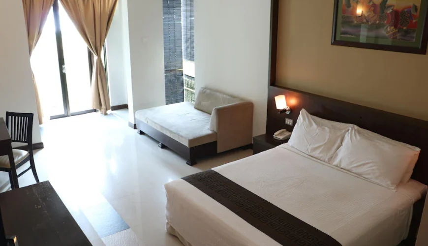 Premier Deluxe (Room Only)