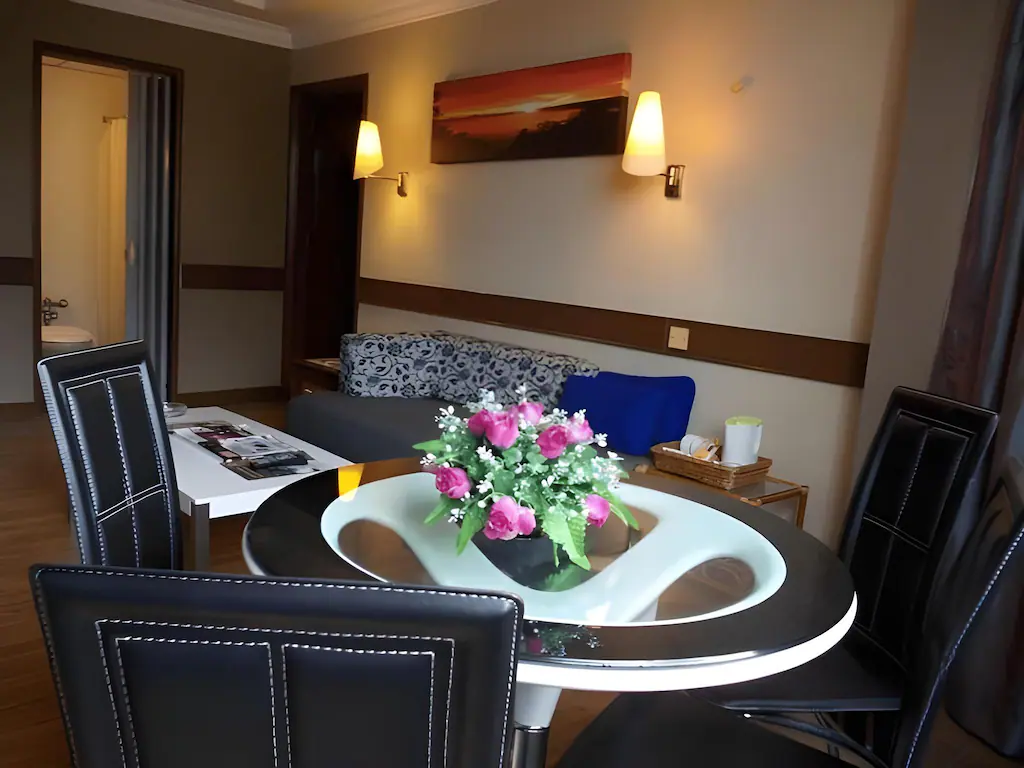 Junior Suite (With Breakfast)