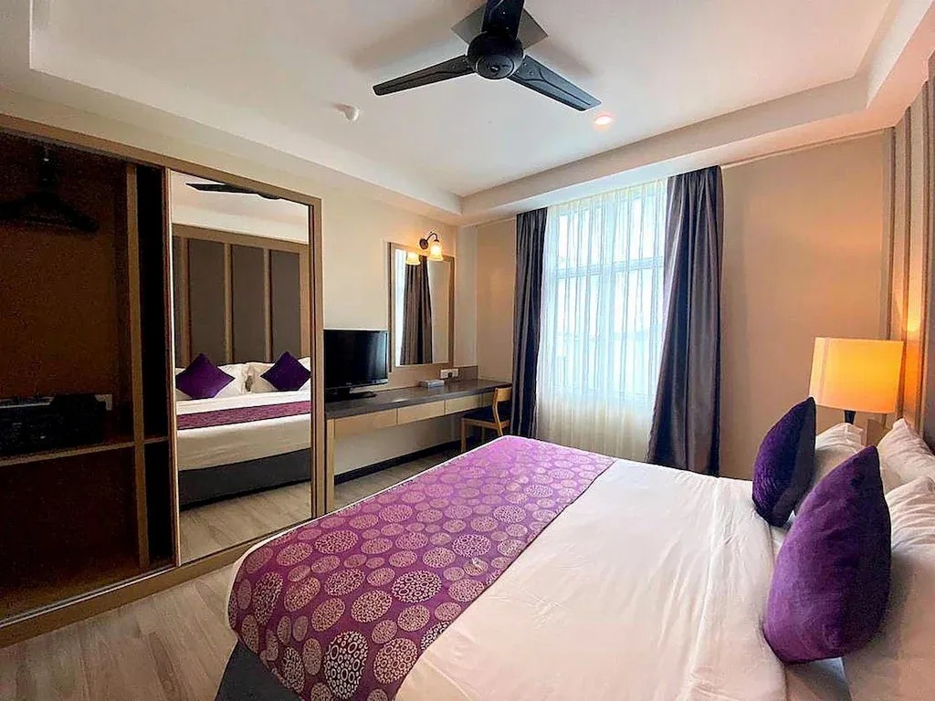 Executive Studio Suite (With Breakfast)