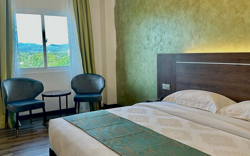 Standard Premier (Room Only)