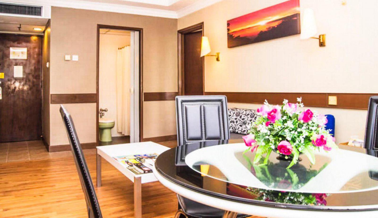 Junior Suite (With Breakfast)