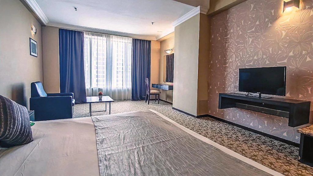 Deluxe Room (With Breakfast)
