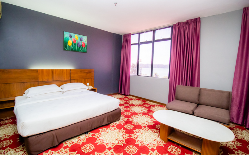 Deluxe Premier (Room Only)