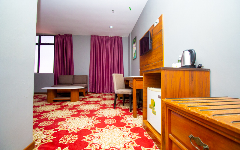 Deluxe Premier (Room Only)