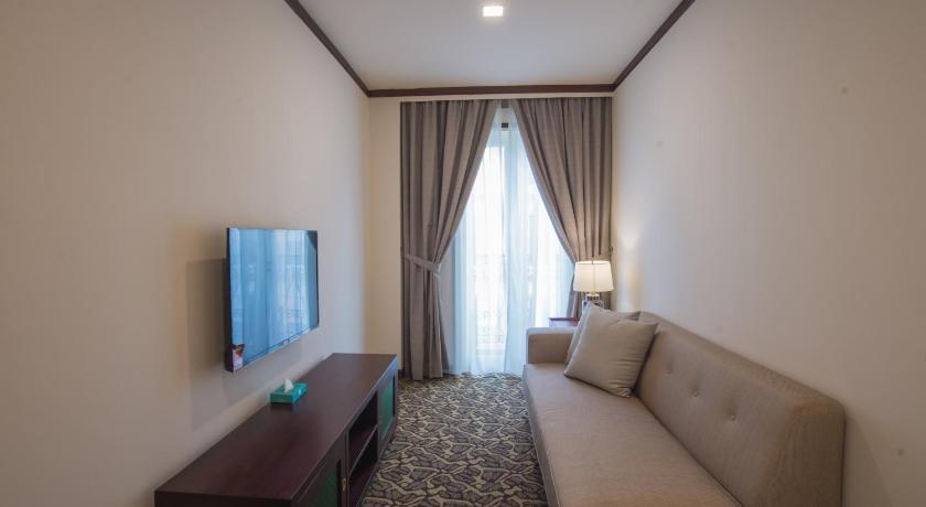 Premier Room (With Breakfast)
