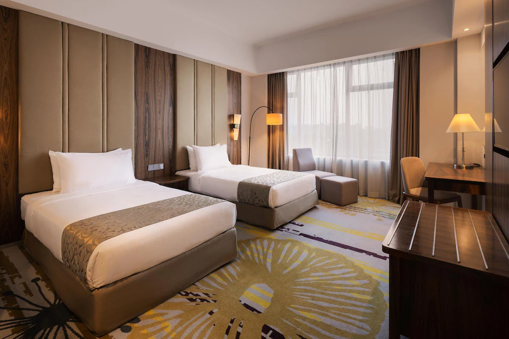 Deluxe Single/Double (High Occupancy)