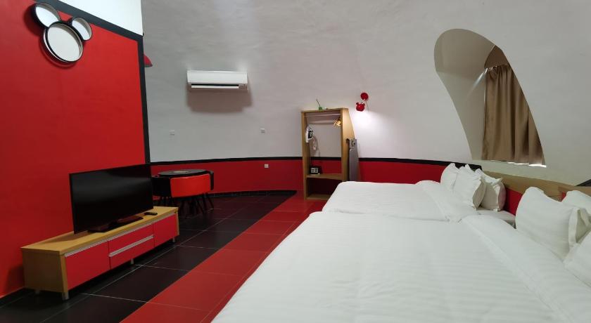 Family Studio Villa (2 King)