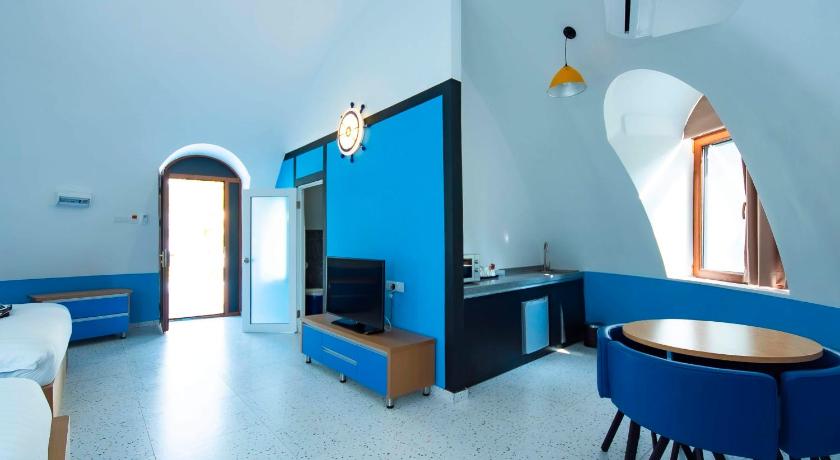 Family Studio Villa (2 King)