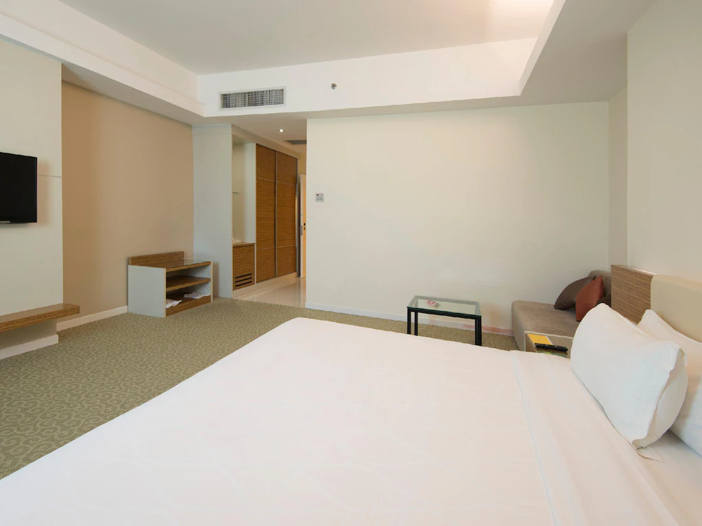 Deluxe Room (Single/Twin)