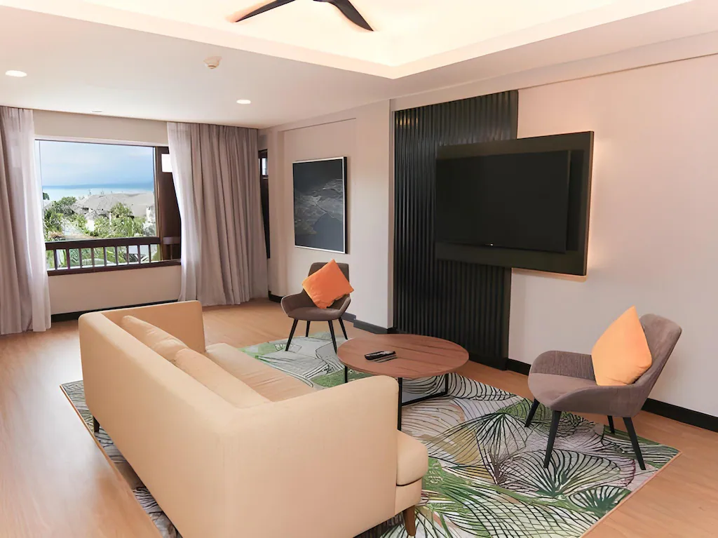 3 Bedroom Seaview