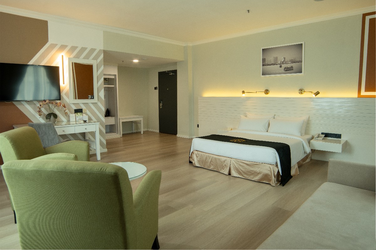 Studio Suite (With Breakfast)
