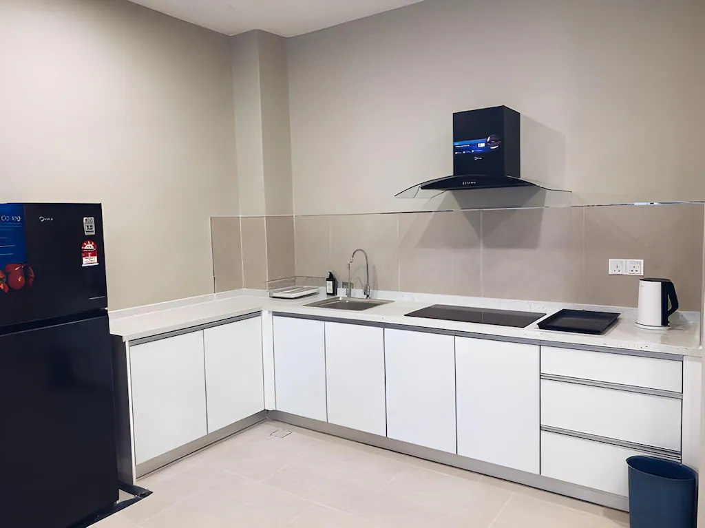 3 Bedroom Family Residence (Room with Breakfast)