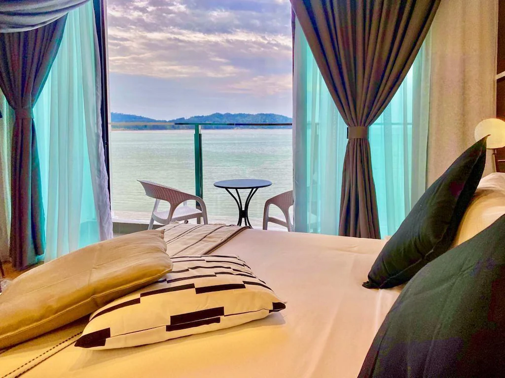 Deluxe Oceanview