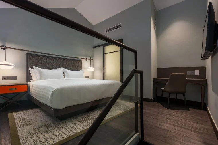 Pearl Suite