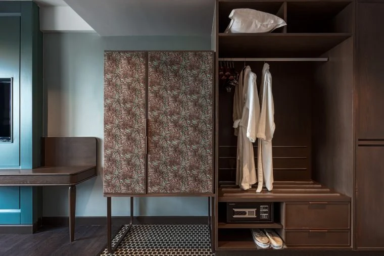 Pearl Suite