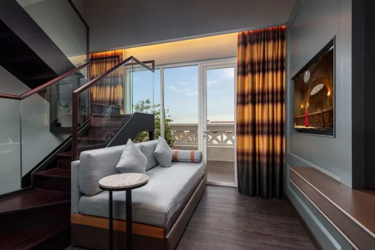 Pearl Suite