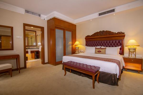 Executive Suite