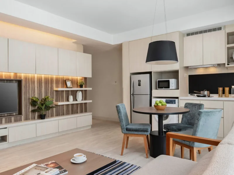 1 Bedroom Suite