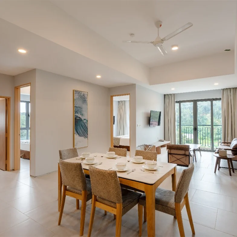 3 Bedroom Family Residence (Room with Breakfast)