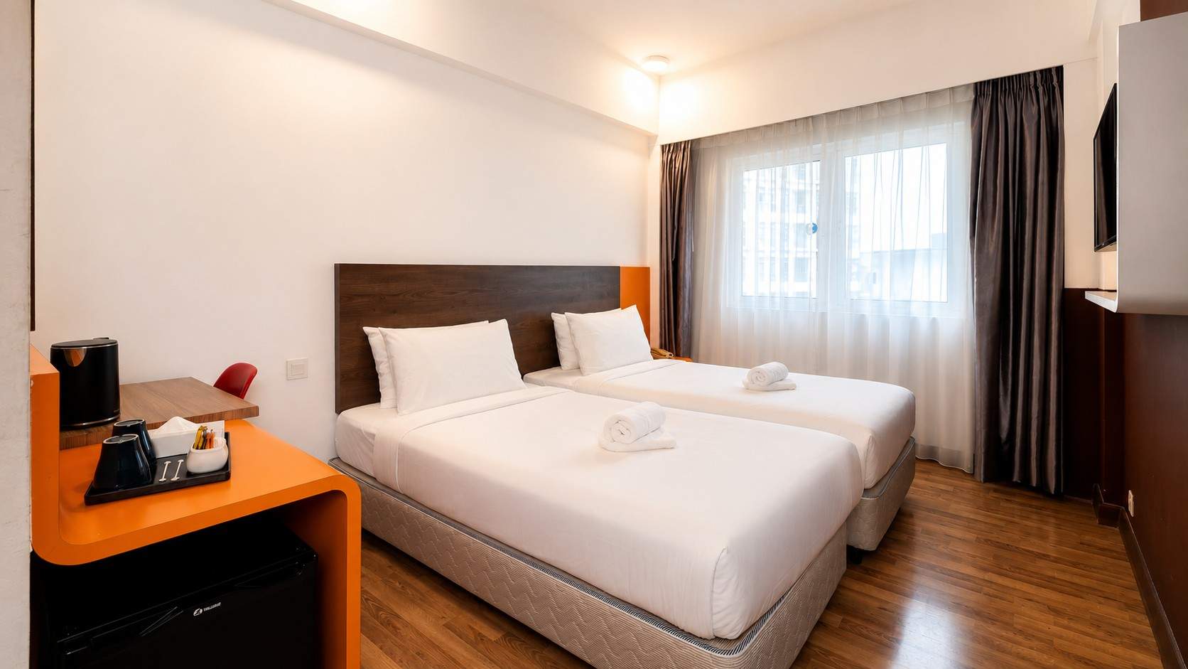 Deluxe Room (Twin/Queen)